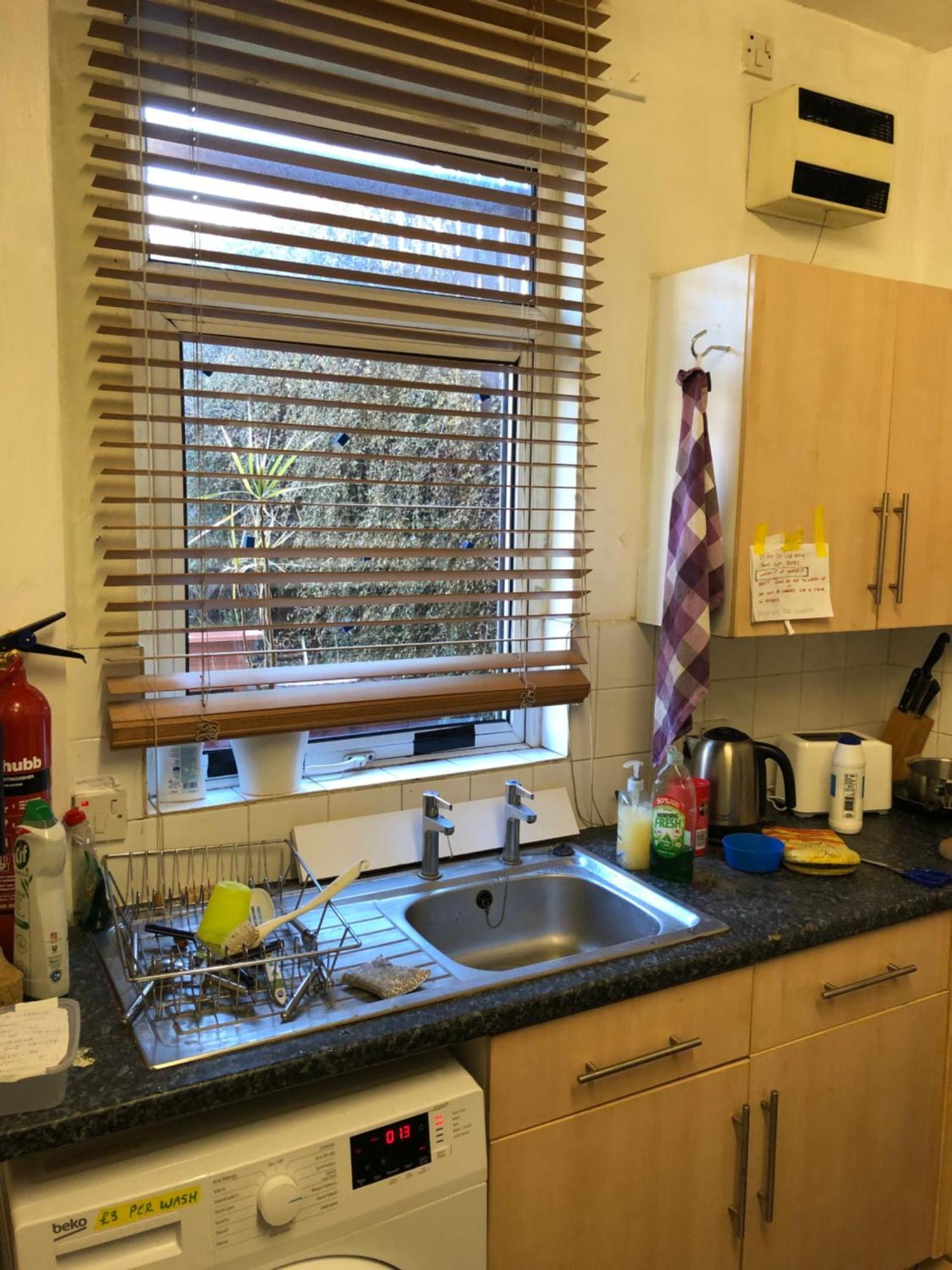 An Extra Large Room With Patio & Own Front Entrance Rotherham Rawmarsh Exterior foto